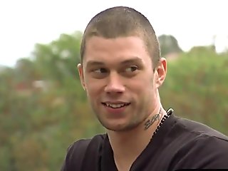 Bad MILFs enjoyed a passion pussy licking in a prison